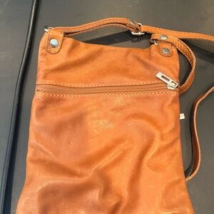 Stylish Tan Leather Crossbody Bag